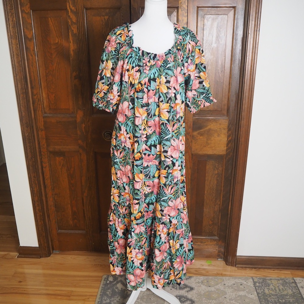 Vintage Hilo Hattie Floral Hawaiian Muumuu Maxi Dress Large 100% Cotton Resort